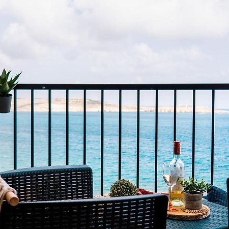 A Stylish Seaside Holiday Home セント・ポールズ・ベイ エクステリア 写真